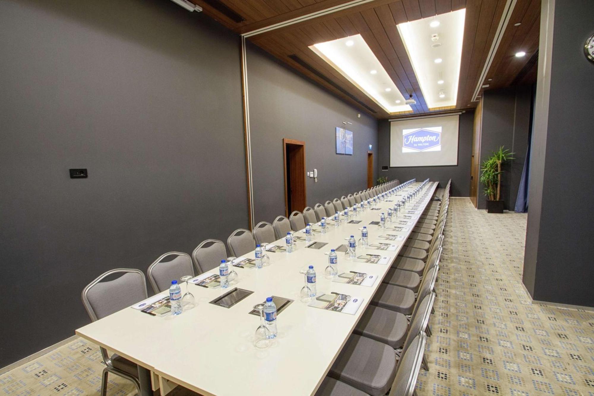 Hotel Hampton By Hilton Bolu Exterior foto